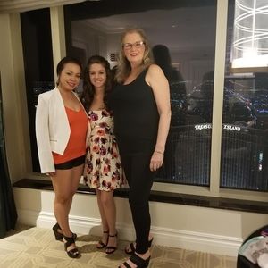 Meet your Posher, Sally